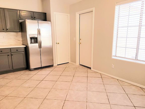 5th image of 10630 E Florian Ave