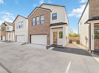 5811 Outer Banks St, Houston, TX 77091