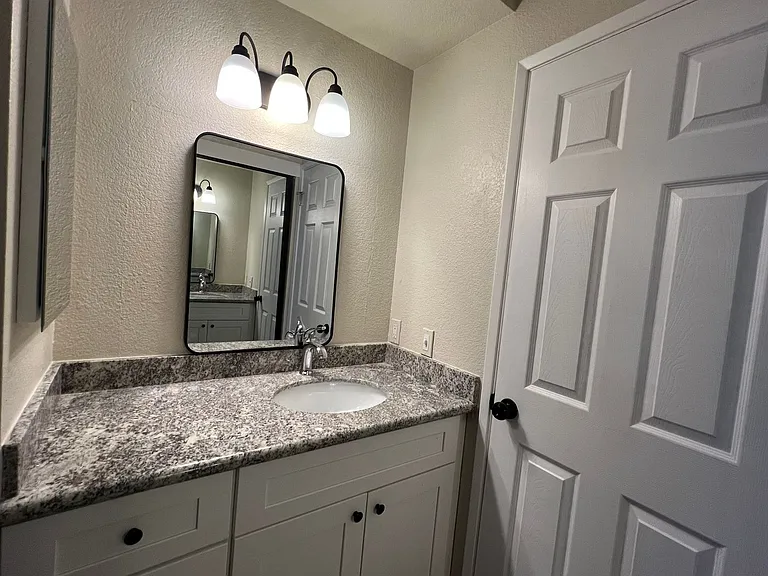 600 Del Verde Cir #2 — Photo 13