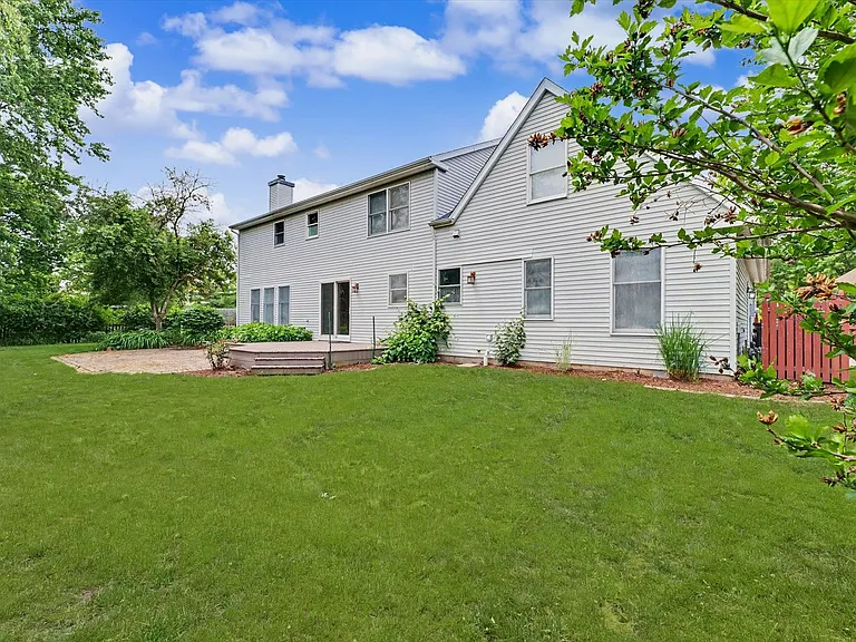 2401 Peppertree Pl — Photo 31