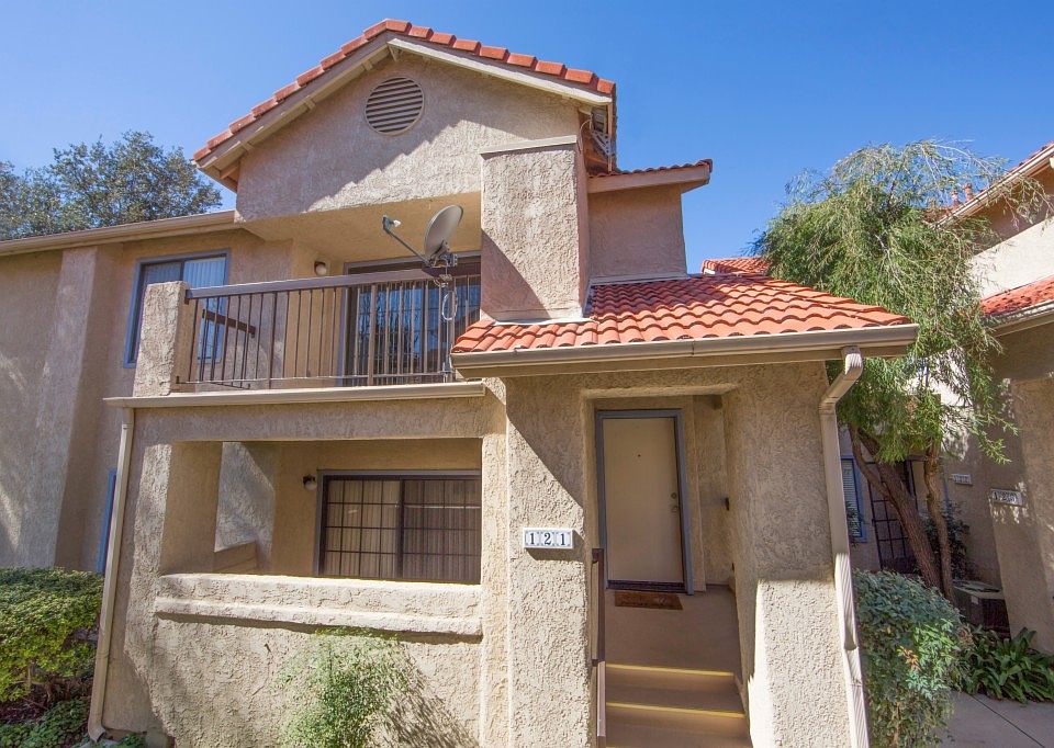 1st image of 2319 Archwood Ln Unit 121
