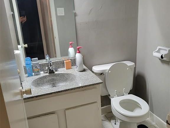 3rd image of 6305 Westward St APT 153