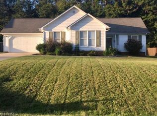 5505 Greenfield Way, Mc Leansville, NC 27301