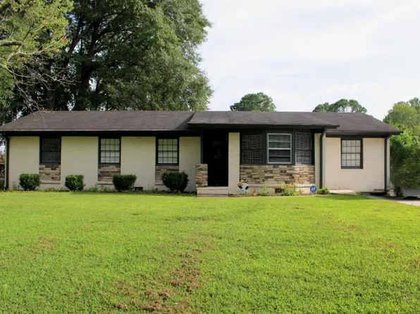 305 Robinson St SW, Decatur, AL 35601