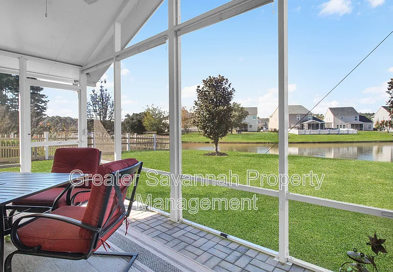 153 Hamilton Grove Dr — Photo 41
