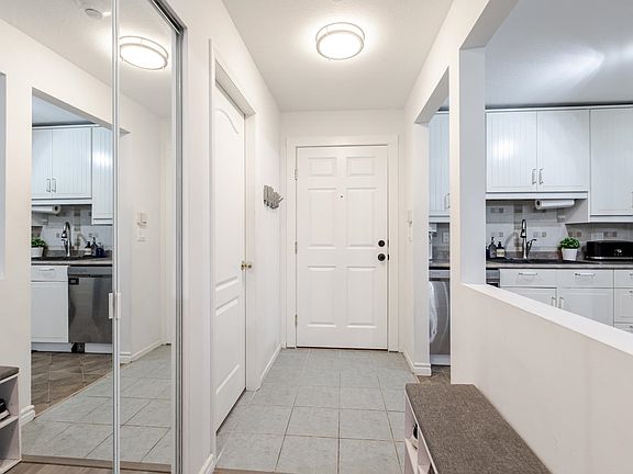 4th image of 9688 148th St #202