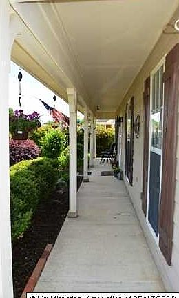 3rd image of 4130 Penwell Dr