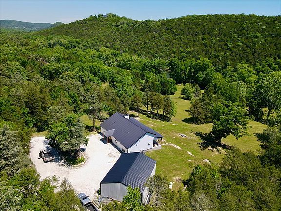 2nd image of 865 County Road 212