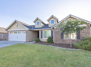 483 Villa Cove Ct, Tulare, CA 93274