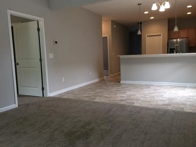 222 Stoney Brook Dr — Photo 5