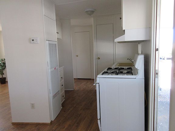 3rd image of 1600 S San Jacinto Ave Space 140
