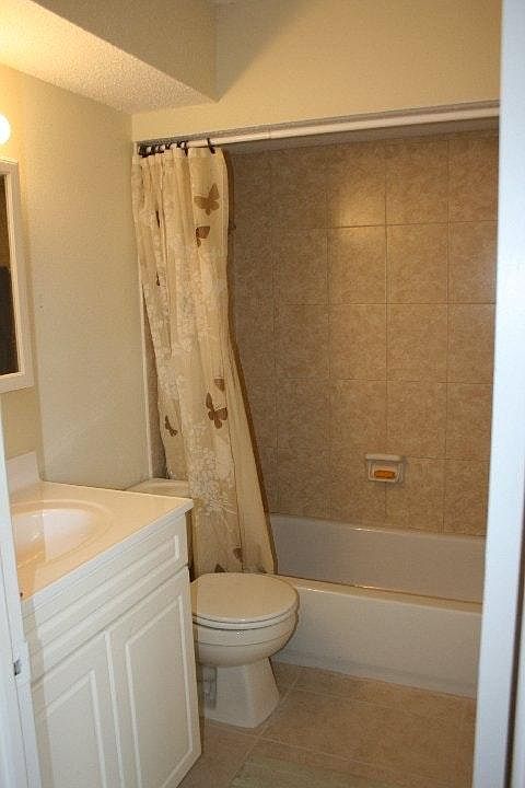 2 large bathrooms