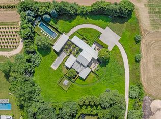 451 Scuttle Hole Rd, Water Mill, NY 11976
