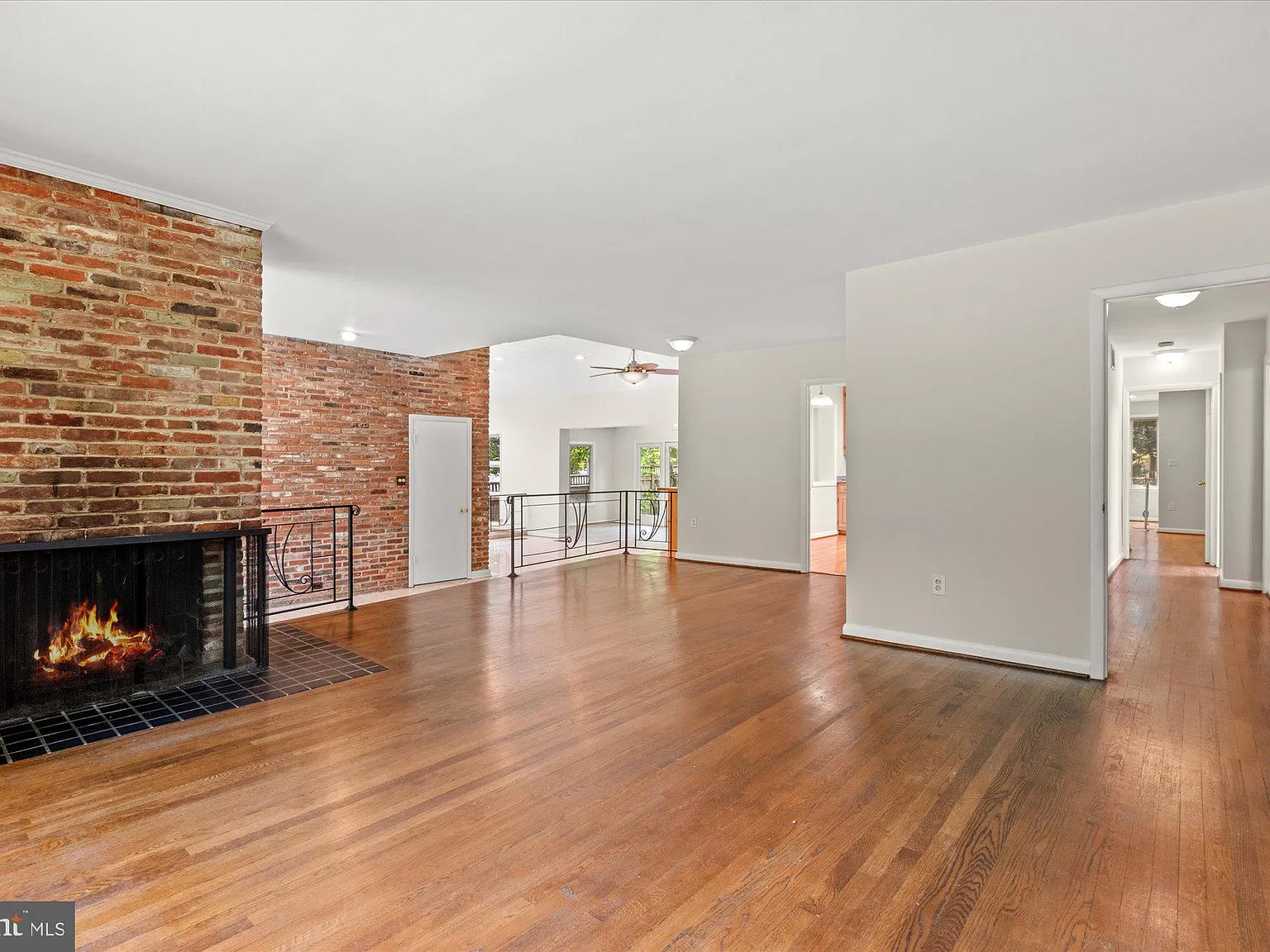 4 bed, 3.0 bath, 3011 sqft, $5,500 — Photo 4
