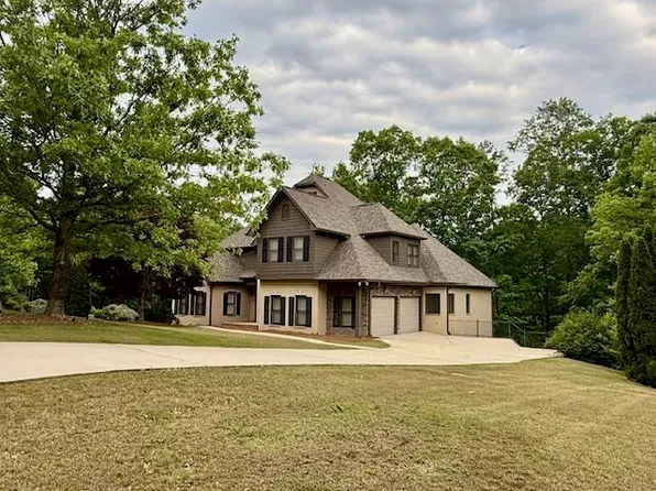 707 Saint Andrews Pkwy, Oneonta, AL 35121