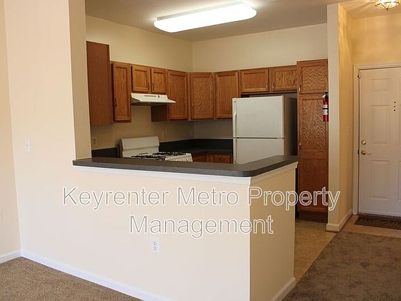 4th image of 1321A Karen Blvd Unit 203