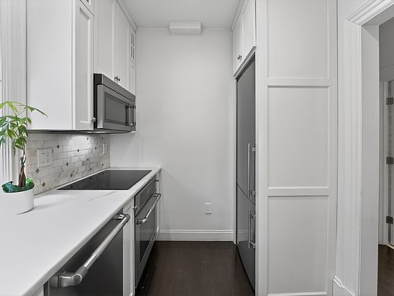 5th image of 12 Hereford St #2B