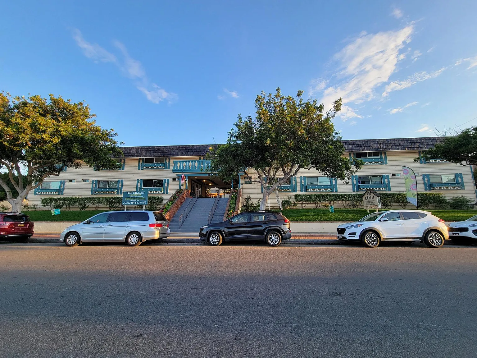 Chalet Apartments on Spencer — Photo 4