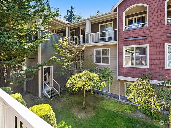 2nd image of 15302 40th Avenue W #2-202