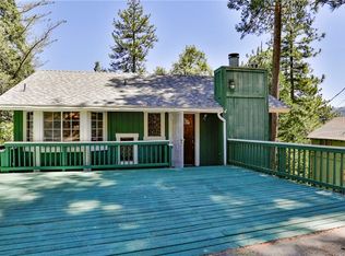 117 Zermat Dr, Crestline, CA 92325