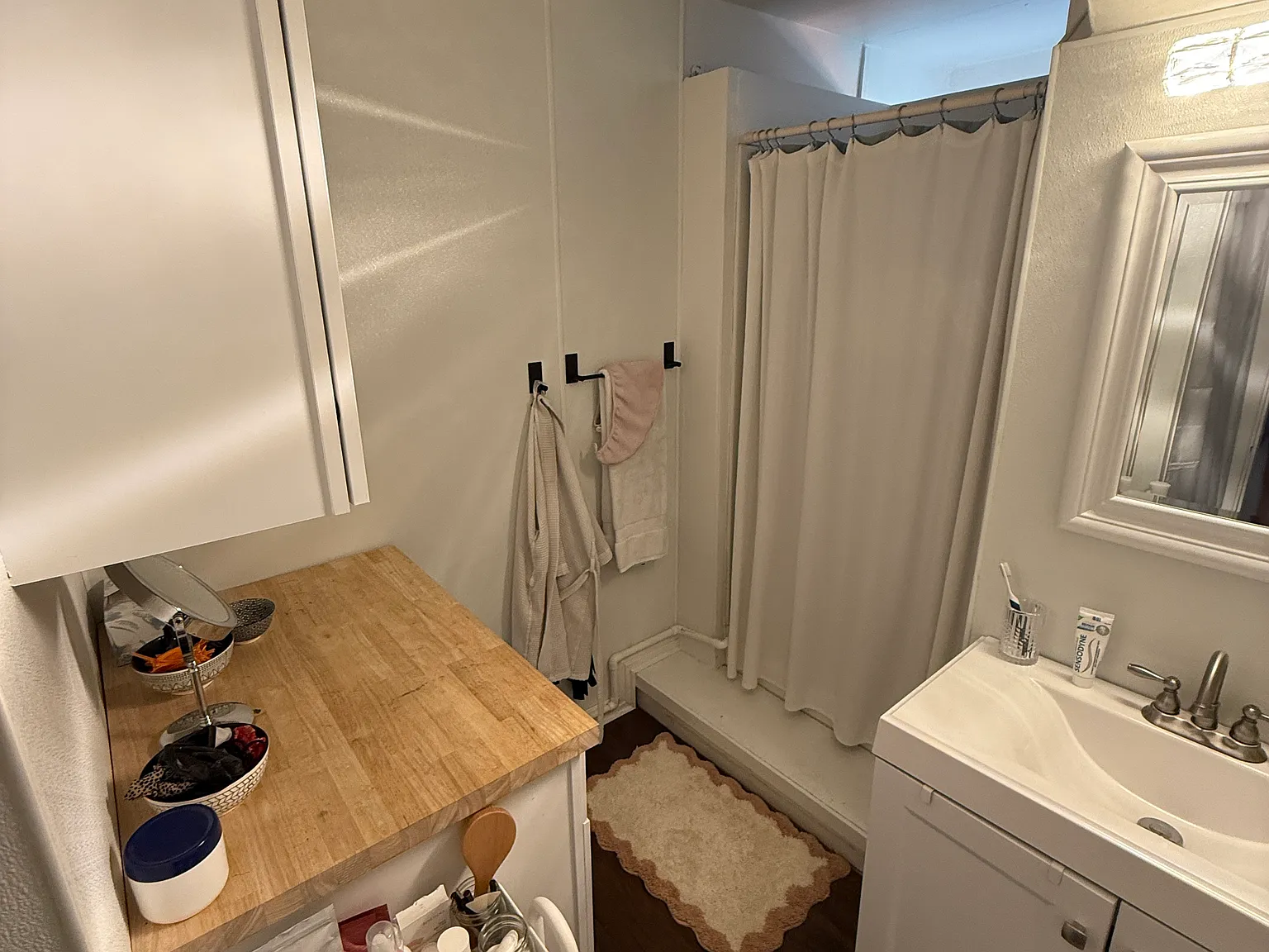 2 bed, 650 sqft, $1,200 — Photo 4