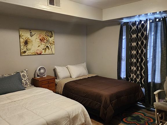 5th image of 212 Astor St APT 1