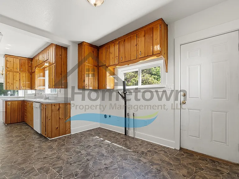 9811 N Ramsey Rd — Photo 28