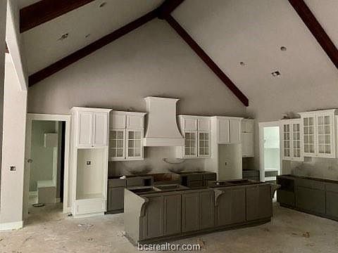 4th image of 3754 Maricopa Ln