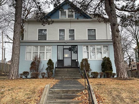 2nd image of 1120 Park Ave #7