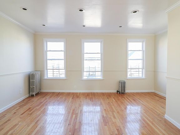 2nd image of 3637 Barnes Ave APT 2
