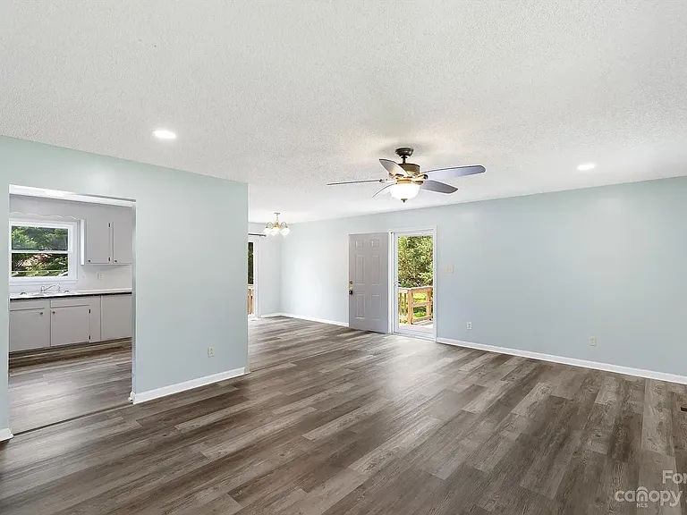 Section House Rd — Photo 6
