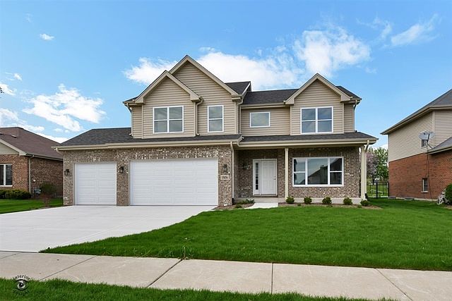 1st image of 15856 W Crimson Dr