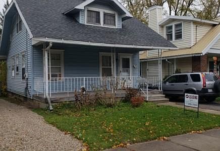 2nd image of 1224 W Barnes Ave