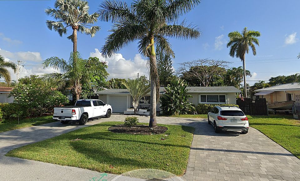 1st image of 2645 NE 8th Ct