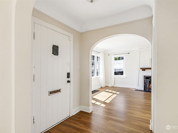 3rd image of 3736 S D Street