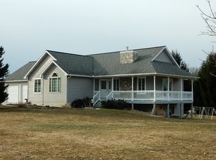 3252 S Lyons Rd, Lyons, MI 48851