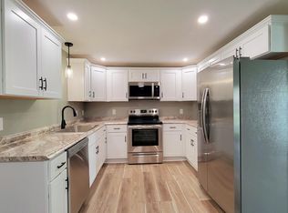 45 W 3rd St, Depew, NY 14043