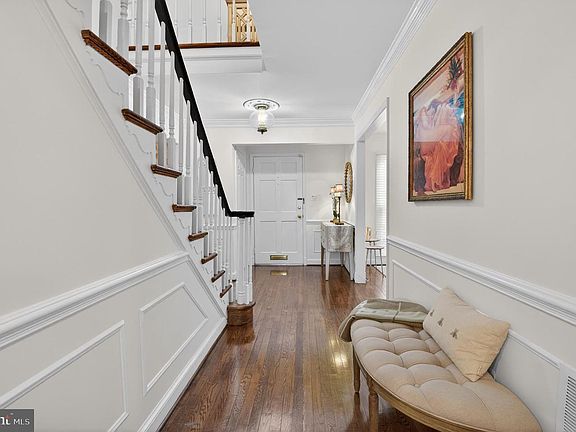 5th image of 10206 Kensington Pkwy