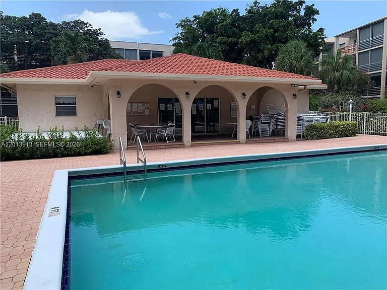 1541 S Ocean Blvd #317 — Photo 7