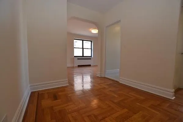 Rented by City Connections Realty | media 29