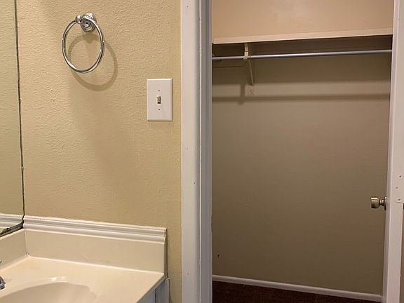 4th image of 507 N Dover Ave APT B