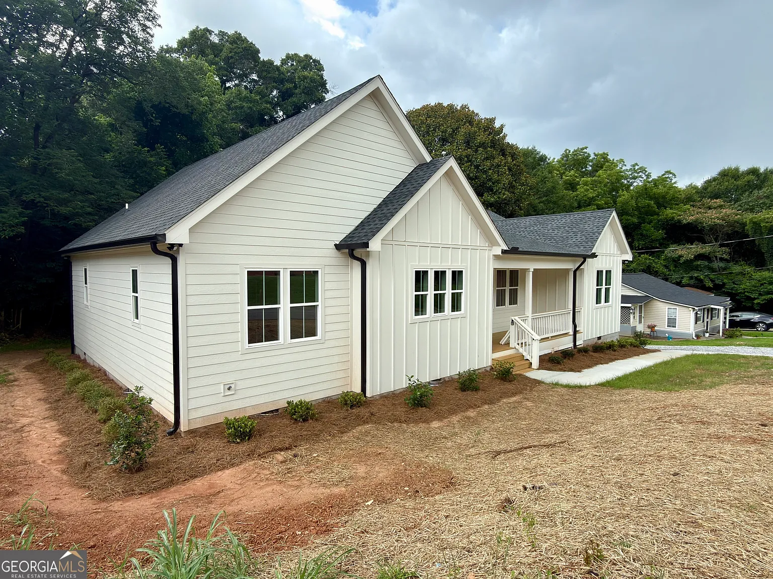 6 bed, 6.0 bath, 1202 sqft, $4,800 — Photo 2