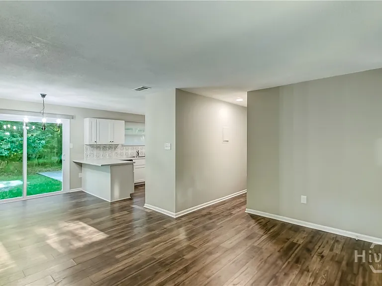 8618 Ferguson Ave — Photo 7
