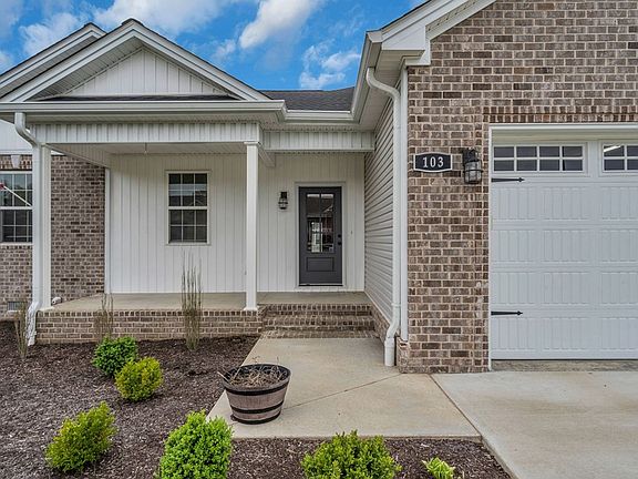 4th image of 103 Lowell Way