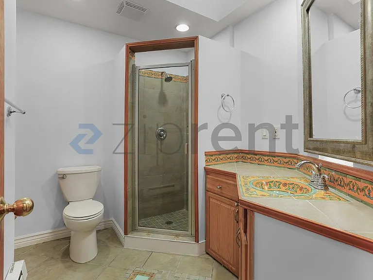 1202 NE 162nd St — Photo 6