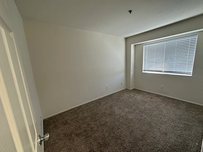 951 Georgia St #C — Photo 15