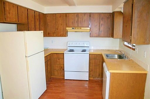 2nd image of 1825 E Glass Ave #1827