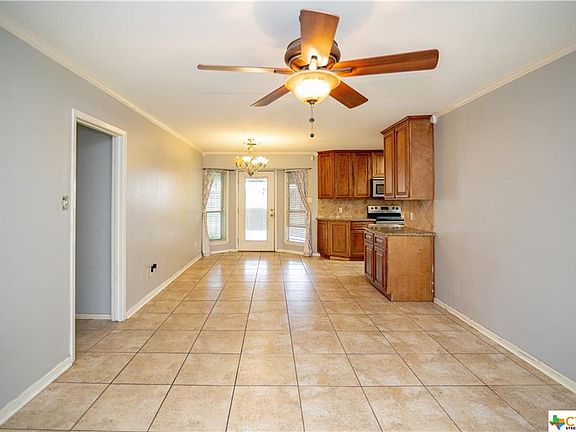 4th image of 113 Sussex Dell Dr