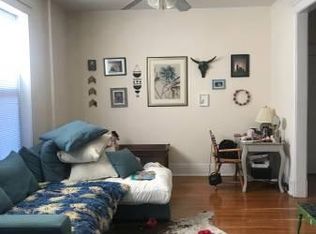 451 W Belmont Ave #35, Chicago, IL 60657