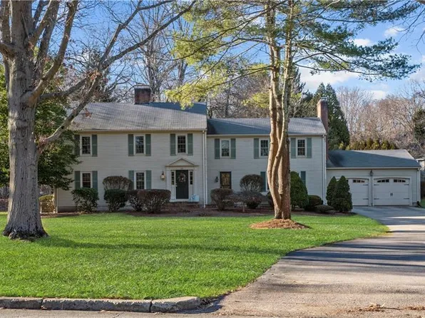 63 Cindyann Dr, East Greenwich, RI 02818